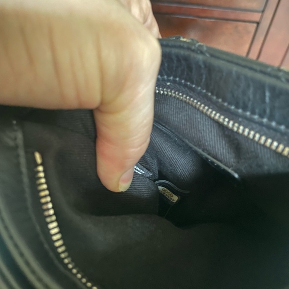 SOLD- Chanel calfskin crossbody bag - Picture 2 of 6